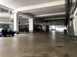 Ka Centre (D13), Warehouse #577732061